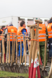 MH17 Monument Ebben planting trees-14